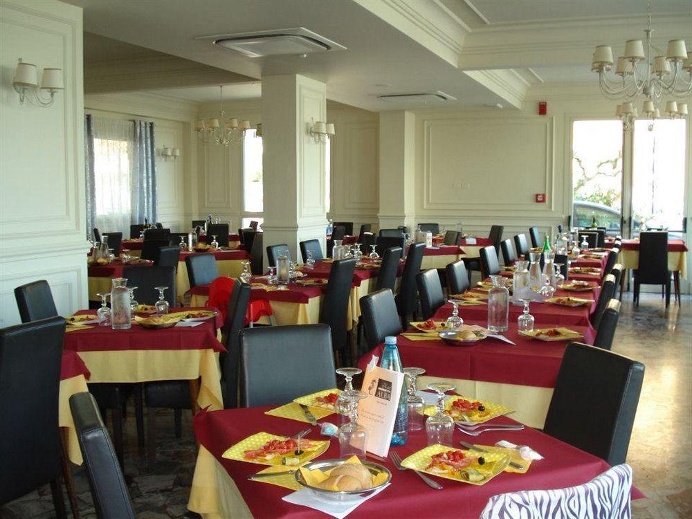 Hotel Alba 3*